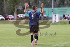 Kreisliga - Saison 2023/2024 - SV Menning - FC Mindelstetten - Simon Wolfsfellner blau Menning schiesst den 1:0 Führungstreffer - jubel - Foto: Meyer Jürgen