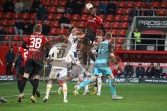 3.Liga - Saison 2022/2023 - FC Ingolstadt 04 -  Dynamo Dresden - Nduka Donald (Nr.42 - FCI) beim Kopfball - Foto: Meyer Jürgen