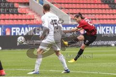 3. Liga - Fußball - FC Ingolstadt 04 - SV Meppen - Jonatan Kotzke (25 FCI) Schuss, Markus Ballmert (15 Meppen)