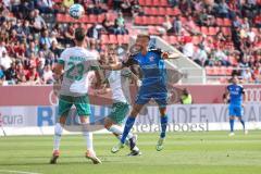 2.BL; FC Ingolstadt 04 - Werder Bremen, Filip Bilbija (35, FCI) Rapp Nicolai (23 Bremen) Groß Christian (36 Bremen)