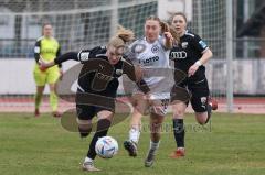 2. Fußball-Liga - Frauen - Saison 2022/2023 - FC Ingolstadt 04 - Eintracht Frankfurt II - Nina Penzkofer (Nr.29 - FCI Frauen) - Nachtigal Sophie weiss Frankfurt - Foto: Meyer Jürgen