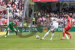 3. Liga; Energie Cottbus - FC Ingolstadt 04; Torchance verpasst Tim Heike (9, FCI) Pelivan Dominik (5 EC) Torwart Bethke Elias (12 EC)