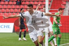 3. Liga; FC Ingolstadt 04 - SpVgg Unterhaching; Tor Jubel Treffer 3:0 Lukas Fröde (34, FCI) Torwart Vollath René (1 SpVgg) Ryan Malone (16, FCI)