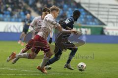 3. Liga - Saison 2025/26 - Waldhof Mannheim  -  FC Ingolstadt 04 - Max Plath (Nr.14 - FC Ingolstadt 04) -  Adama Diakhaby (Nr.27 - Waldhof Mannheim)- Foto: Meyer Jürgen