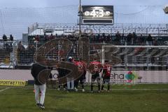 3.Liga - Saison 2022/2023 - SV 07 Elversberg - FC Ingolstadt 04 -Die Spieler bedanken sich bei den Fans -  Foto: Meyer Jürgen