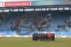 3. Liga - Saison 2025/26 - Hansa Rostock - FC Ingolstadt 04  -  Die Mannschaft bildet einen Kreis nach dem Spiel -  - XXXXX - Foto: Meyer Jürgen