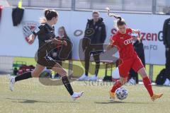 2. Frauen-Bundesliga Süd - Saison 2020/2021 - FC Ingolstadt 04 - FC Würzburger Kickers - Walter Selina rot FCI - Gath Marsia schwarz Würzburg - Foto: Meyer Jürgen