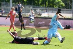 2. Frauen-Bundesliga - Saison 2021/2022 - FC Ingolstadt 04 - TSG 1899 Hoffenheim - Haim Vanessa (#13 FCI) - Dick Laura Torwart Hoffenheim - Foto: Meyer Jürgen