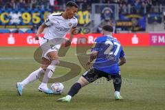 3.Liga - Saison 2022/2023 - 1. FC Saarbrücken - FC Ingolstadt 04 - Marcel Costly (Nr.22 - FCI) - Calogero Rizzuto (Nr.27 - 1.FC Saarbrücken) - Foto: Meyer Jürgen