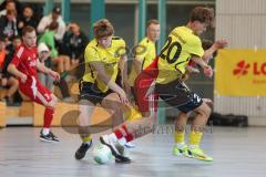 Lotto Bayern Hallencup - Saison 2024/25 - Türkisch SV Ingolstadt - FC Hitzhofen/Oberzell- Maximilian Eichlinger gelb Hitzhofen links - Enis Kuqanaj rot Türkisch - Foto: Meyer Jürgen