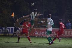 Landesliga - Saison 2025/26 - SV Manching - TSV Hollenbach - Leon Peric (Nr.20 - SV Manching) - Leser Raoul rot Hollenbach - Foto: Meyer Jürgen