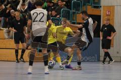 Lotto Bayern Hallencup - Saison 2024/25 - FC Hitzhofen/Oberzell - TSV Ober./Unterhaunstadt- Felix Bogner gelb Hitzhofen  - Baris Soysal grau Ober/Unterhaunstadt - Foto: Meyer Jürgen