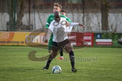 Bezirksliga - Saison 2025/26 - FC Gerolfing - SpVgg Altenerding - Lukas Achhammer (Nr.9 - FC Gerolfing) - Ridwan Bello weiss Altenerding - Foto: Meyer Jürgen