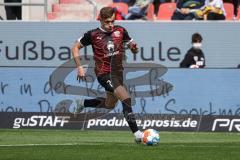 2.BL; FC Ingolstadt 04 - SC Paderborn 07; Dennis Eckert Ayensa (7, FCI) Sturm Angriff