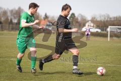 Kreisklasse - Saison 2025/26- TSV Gaimersheim II - SV Lippertshofen - Josef Buchner grün Lippertshofen - Denis Janjic schwarz Gaimersheim - Foto: Meyer Jürgen
