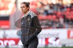 3. Liga; FC Ingolstadt 04 - SV Waldhof Mannheim; vor dem Spiel Cheftrainerin Sabrina Wittman (FCI)