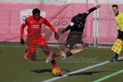 A - Junioren Bundesliga Süd/Südwest -  Saison 2021/2022 - FC Ingolstadt 04 - SC Freiburg - Udebuluzor Michael (#21 FCI) - Yilmaz Berkay #3 Freiburg -  - Foto: Meyer Jürgen