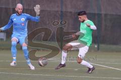 Bezirksliga - Saison 2025/26 - FC Fatih Ingolstadt - TSV 54 - DJK München - Aaron Toski (Nr.11 - FC Fatih) mit einer Torchance - Markus Blohmann TW München - Foto: Meyer Jürgen