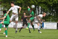 Bezirksliga - Saison 2024/25 - FC Gerolfing - SV Waldeck-München - Leo Zänger (Nr.11 - FC Gerolfing) - Lukas Obergrußberger weiss Waldeck - Foto: Meyer Jürgen