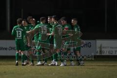 Landesliga - Saison 2024/25 - SV Manching - FC Ehekirchen - Simon Berger (Nr.5 - SV Manching) mit dem 3:1 Führungstreffer - jubel -  - XXXXX - Foto: Meyer Jürgen