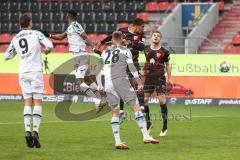 2.BL; FC Ingolstadt 04 - Hannover 96; Kopfball zum Tor, Justin Butler (31, FCI) Nils Roeseler (13, FCI) Marcel Franke (28 Han) Hendrik Weydandt (9 Han) Gaël Ondoua (29 Han)