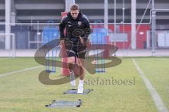 3. Liga; 1. Training nach Winterpause, 2023 FC Ingolstadt 04; nach Verletzung wieder im Einzeltraining, Tobias Schröck (21, FCI)