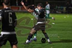 Landesliga - Saison 2025/26 - SV Manching - FC Ehekirchen - Emanuel Gstettner (Nr.19 - SV Manching) - Christoph Hollinger schwarz Ehekirchen - Foto: Meyer Jürgen