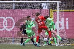 2. Fußball-Liga - Frauen - Saison 2022/2023 - FC Ingolstadt 04 - VFL Wolfsburg II - Villena Scheffler (Nr.28 - FCI Frauen) - Kassen Julia Torwart Wolfsburg - Foto: Meyer Jürgen