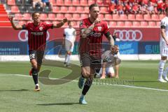 3. Fußball-Liga - Saison 2022/2023 - FC Ingolstadt 04 - SpVgg Bayreuth - Der 1:0 Führungstreffer durch Patrick Schmidt (Nr.9 - FCI) - Jubel -  - Foto: Meyer Jürgen