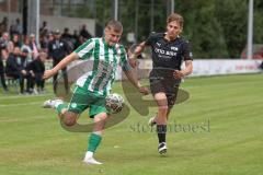 Landesliga - Saison 2025/26 - SV Manching - FC Memmingen II - Sebastian Graßl (Nr.10 - SV Manching) - Seitz Henry schwarz Memmingen  - Foto: Meyer Jürgen
