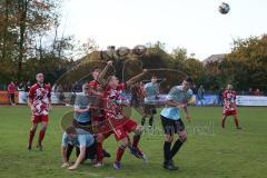 Kreisklasse - Saison 2022/2023 - SV Stammham - SC Steinberg - Martin Weickelt rot Stammham mit einem Kopfball - Foto: Meyer Jürgen