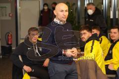 Audi Schanzer Amateur Cup 2022 - Siegerehrung - Manuel Sternisa Geschäftsführer FCI rechts - Foto: Jürgen Meyer