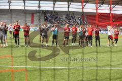 3.Liga - Saison 2022/2023 - FC Ingolstadt 04 -  1. FC Saarbrücken - Die Mannschaft bedankt sich bei den Fans - Foto: Meyer Jürgen