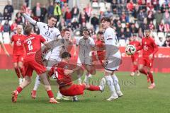 3. Liga; Rot-Weiss Essen - FC Ingolstadt 04; Torchance verpasst Dennis Borkowski (7, FCI) Tim Heike (9, FCI) Gjasula Klaus (5 RWE) Eitschberger Julian (2 RWE)