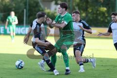 Bezirksliga - Saison 2025/26 - FC Gerolfing - TSV Ober./Unterh.stadt - David Polster (Nr.18 - TSV Ober-/Unterh.stadt) - David Simm grün Gerolfing - Foto: Meyer Jürgen