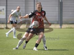 2. Bundesliga Frauen - Saison 2026/27  - FC Ingolstadt 04 Frauen - 1.FCC Turbine Potsdam - Matsubara Yuna weiss Potsdam - Stefanie Reischmann (Nr.24 - FCI Frauen) - Foto: Meyer Jürgen
