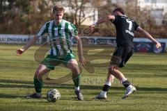 Landesliga - Saison 2025/26 - SV Manching - TSV Schwabmünchen - Rainer Meisinger (Nr.8 - SV Manching) - Di Maggio Matteo schwarz Schwabmünchen - Foto: Meyer Jürgen