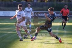 Landesliga - Saison 2026/27 - SV Manching - VFR Neuburg - Kevin Csatari (Nr.15 - SV Manching) - Beran Leon weiss Neuburg - Foto: Meyer Jürgen