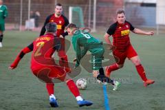 Testspiel - Bezirksfreundschaftsspiel - SV Kasing - TV Aiglsbach - Timo Lackner rot Kasing - Fabian Rasch rot Aiglsbach - Foto: Jürgen Meyer