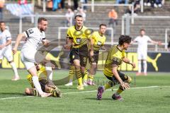 3. Liga; Borussia Dortmund II - FC Ingolstadt 04; Tor Jubel Treffer David Kopacz (29, FCI) Pfanne Franz (23 BVB2) Guille Bueno (3 BVB2) 1:1 Ausgleich