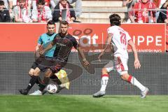 3. Liga; Rot-Weiss Essen - FC Ingolstadt 04; Yannick Deichmann (20, FCI) Rios Alonso José-Enrique (23 RWE)