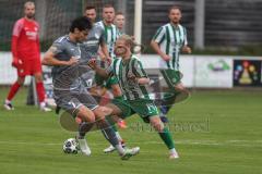 Landesliga - Saison 2025/26 - SV Manching - TSV Jetzendorf - Nico Daffner (Nr.14 - SV Manching) - Benedict Geuenich grau Jetzendorf - Foto: Meyer Jürgen
