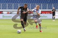 3. Liga - MSV Duisburg - FC Ingolstadt 04 - Justin Butler (31, FCI) Lukas Scepanik (7 MSV)