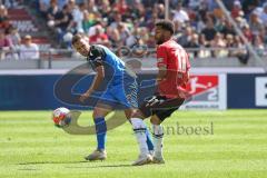 2.BL; Hannover 96 - FC Ingolstadt 04; Michael Heinloth (17, FCI) Linton Maina (11 Hannover)