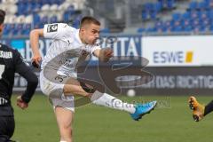 3. Liga - SV Wehen Wiesbaden - FC Ingolstadt 04 - Schuß Filip Bilbija (35, FCI)