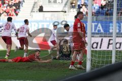3. Liga - Saison 2025/26 - SV Wehen/Wiesbaden - FC Ingolstadt 04  - Max Plath (Nr.14 - FCI) schiesst den 1:1 Ausgleichstreffer - jubel - Torwart Noah Brdar (Nr.31 - Wiesbaden) - Foto: Meyer Jürgen