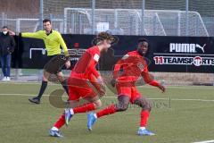 A - Junioren Bundesliga Süd/Südwest -  Saison 2021/2022 - FC Ingolstadt 04 - 1. FC Saarbrücken - Der 2:0 Führungstreffer durch Krupa Jerpen (#10 FCI) per Elfmeter - jubel - Madougou Ibrahim (#9 FCI) - Foto: Meyer Jürgen