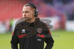 3. Liga; VfL Osnabrück - FC Ingolstadt 04; vor dem Spiel nach Verletzung wieder dabei Mattis Hoppe (2, FCI)