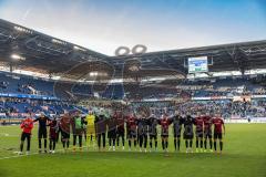 3. Liga; MSV Duisburg - FC Ingolstadt 04; Sieg Jubel Freude Fan Fankurve Banner Fahnen Spruchband Spieler bedanken sich bei den Fans Tanz