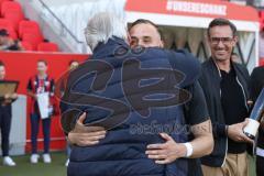 3. Liga - Saison 2024/25 - FC Ingolstadt 04 - SV Wehen Wiesbaden - Verabschiedung - David Kopacz (Nr.29 - FCI) - Vorsitzender des Vorstandes Peter  Jackwerth (FCI)- Foto: Meyer Jürgen